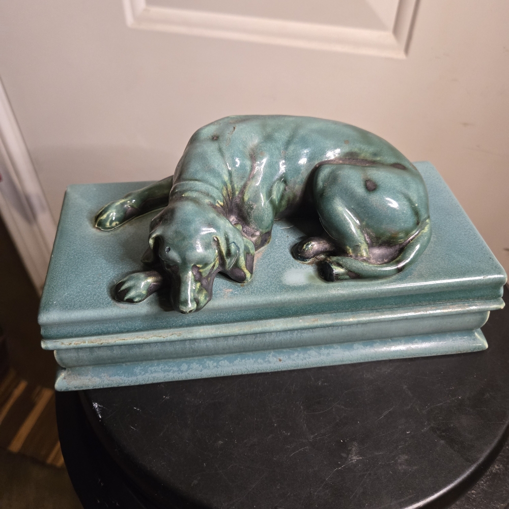 The Mosaic Tile Co Zanesville Ohio Green Hound Dog Box Ceramic Rare c1920 Antiqu